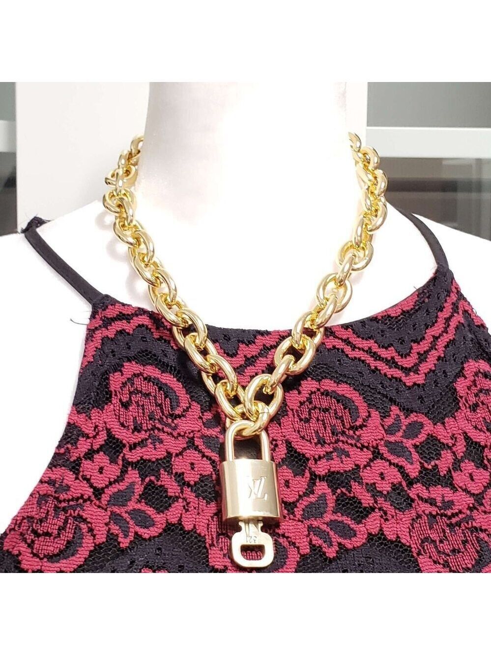 100% Auth Louis Vuitton Lock & Key with Unbranded Gold Plated Chain Necklace